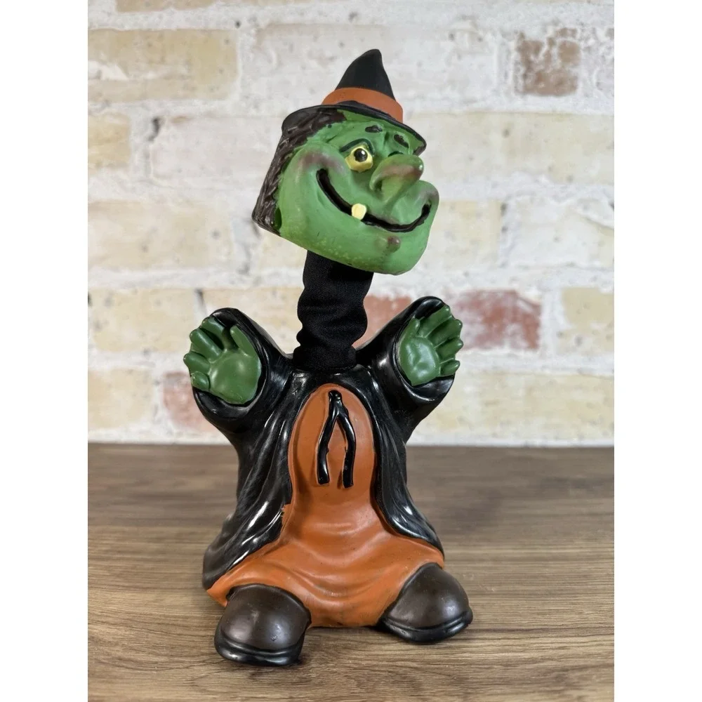 2004 Mario Chiodo Halloween Witch Bobblehead Nodder 10